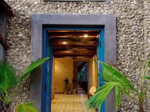 Mero Mero Hotel