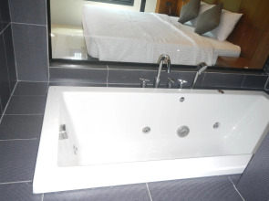 Sunshine Paradise Resort