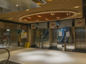 Hoo Sang Hostel (Mong Kok Metro Station E1 Exit)