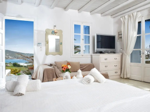 Manu Mykonos  Beach Villas & Bungalows