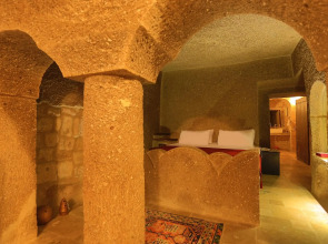 Grand Cave Suites