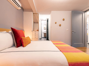 Casai Gorgeous 2 BR Apt With Rooftop