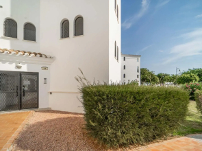 Quiet Two Bedroom Apartment2 - RA2521LT