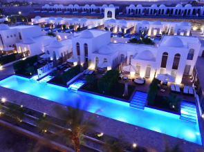 Fort Arabesque Beach Resort