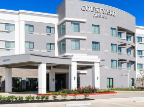 Courtyard by Marriott Lake Jackson
