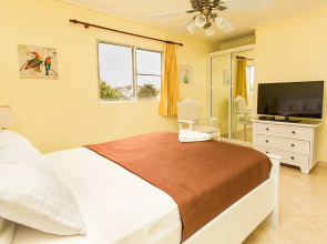 Apartment at Garden Condos