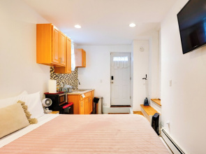 1 Mi to Linden Ave! Cozy Studio Stay in Elmont