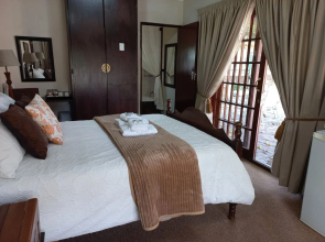 Khokha Moya Guesthouse