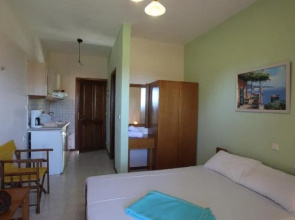 Elena Appartements & Studios