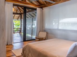Blue Mist Hotel & Beach Club