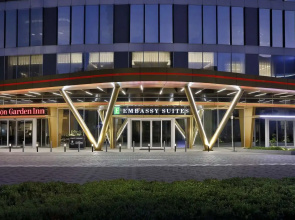 Embassy Suites By Hilton Dubai Business Bay