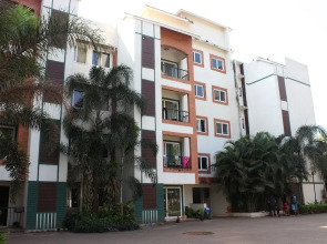 OYO Home 9166 Studio with Pool near Baga