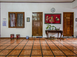 罗厄斯贺民宿(Loesje Guest House)
