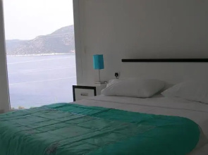 Villa Keros