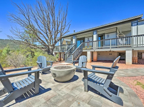 Mtn Views & Gas Fire Pit: Luxe Pine Escape!