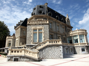 URH Palacio de Oriol Hotel