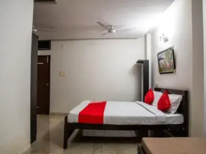 OYO 16598 Hotel Geetanjali