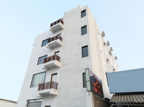 Hotel Leo Star by OYO Rooms