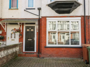 Cosy Coastal Holiday Let