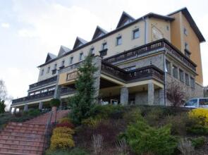 Hotel Husárik