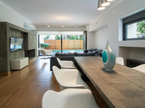 Elegant and Private Living by Neuvel