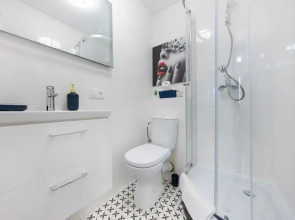 UNIT Warszawa Centrum Room by Metro Rondo ONZ