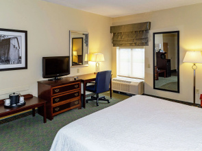 Hampton Inn New Philadelphia