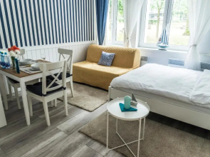 Marina House Apartments