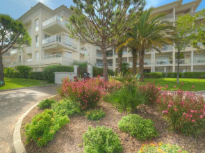 IMMOGROOM - Sea view - Terrace- Swimming-Pool - 1 min from the beach