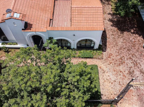 Chic Midtown Studio-1 Bed-solar-pool-fibre-samrand