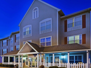 Holiday Inn Express & Suites Wyomissing by IHG