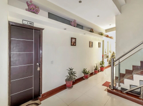 OYO 388 Hotel Signature leaf