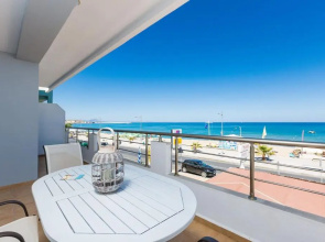 Seafront Αpartment