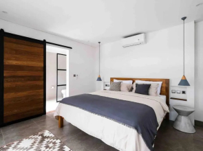 Modern 3BR loft villa in the heart of Canggu