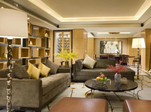 Sheraton Grand Shanghai Pudong Hotel & Residences