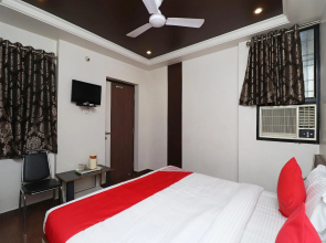 OYO 10745 Hotel Tuli's