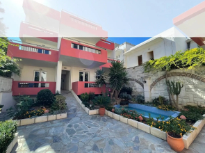 Hotel Flisvos