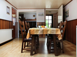 Tranquil Farmhouse near Forest in Ulicoten with Terrace