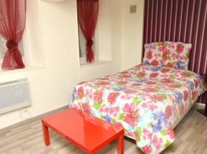 Apartment With one Bedroom in Provins, With Wifi