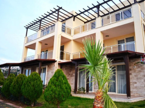 1 Bedroom Apartment Sea View 6 by Likya Global
