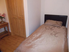 Whitehouse Guest House