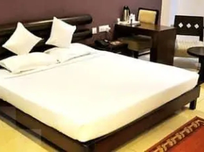 Hotel Center Point