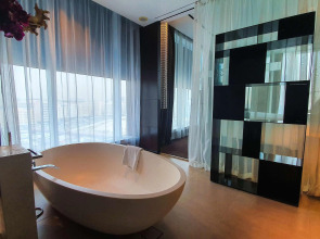 Отель The Canvas Dubai - MGallery Hotel Collection