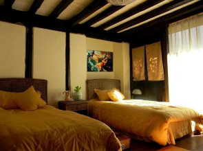 Lijiang Meng En Artistic Hostel