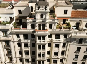 Brach Madrid - Evok Collection