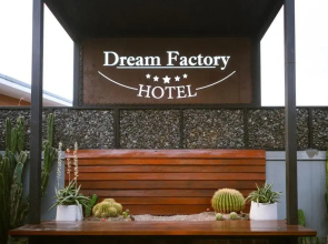 Dream factory hotel (SHA Plus+)
