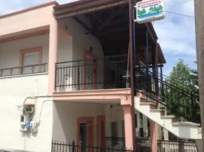 Guesthouse Kastanias