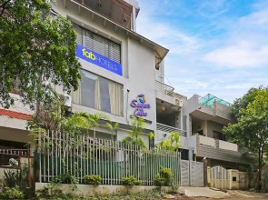 Sugar Cube by OYO Rooms