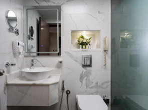 Holiday International Sharjah