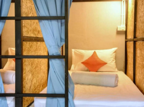 Sleepy Station - Hostel